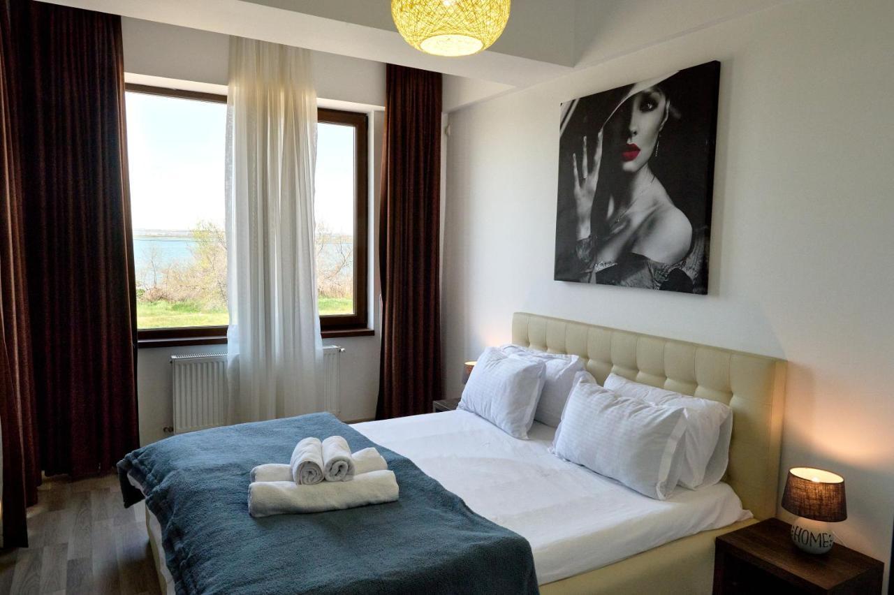 La Vida Loca Apartment Summerland Mamaia Exteriér fotografie